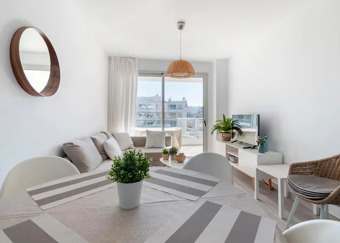 Marina Real I Апартаменти *